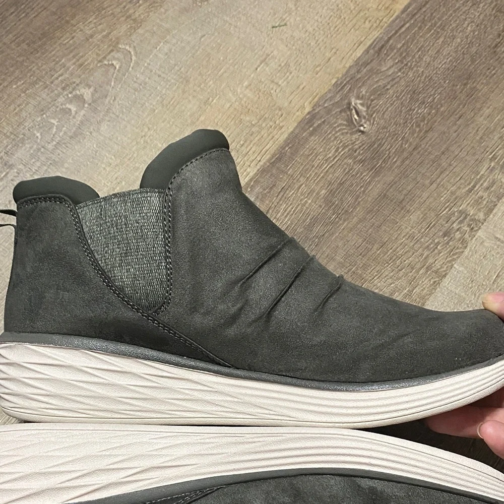 Ryka Women's Niah Ankle Boots  Dark Green